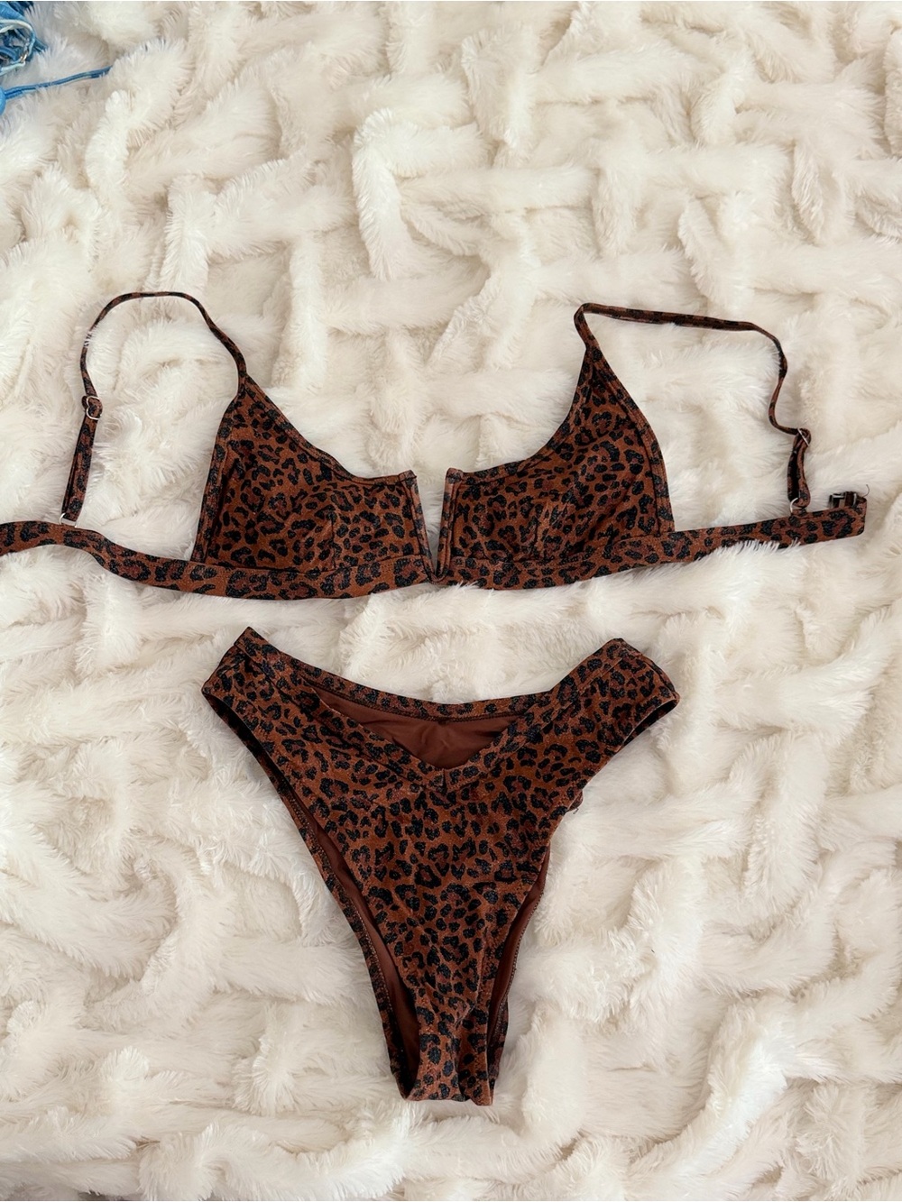 BERLOOK Metallic Leopard Print V Cut Lurex Bikini Set
